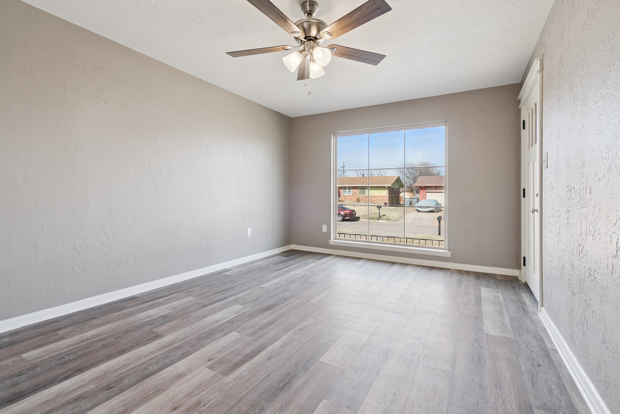 4428 NW Baltimore Ave_014.jpg