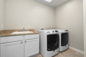 Soundproofed 2nd floor laundry