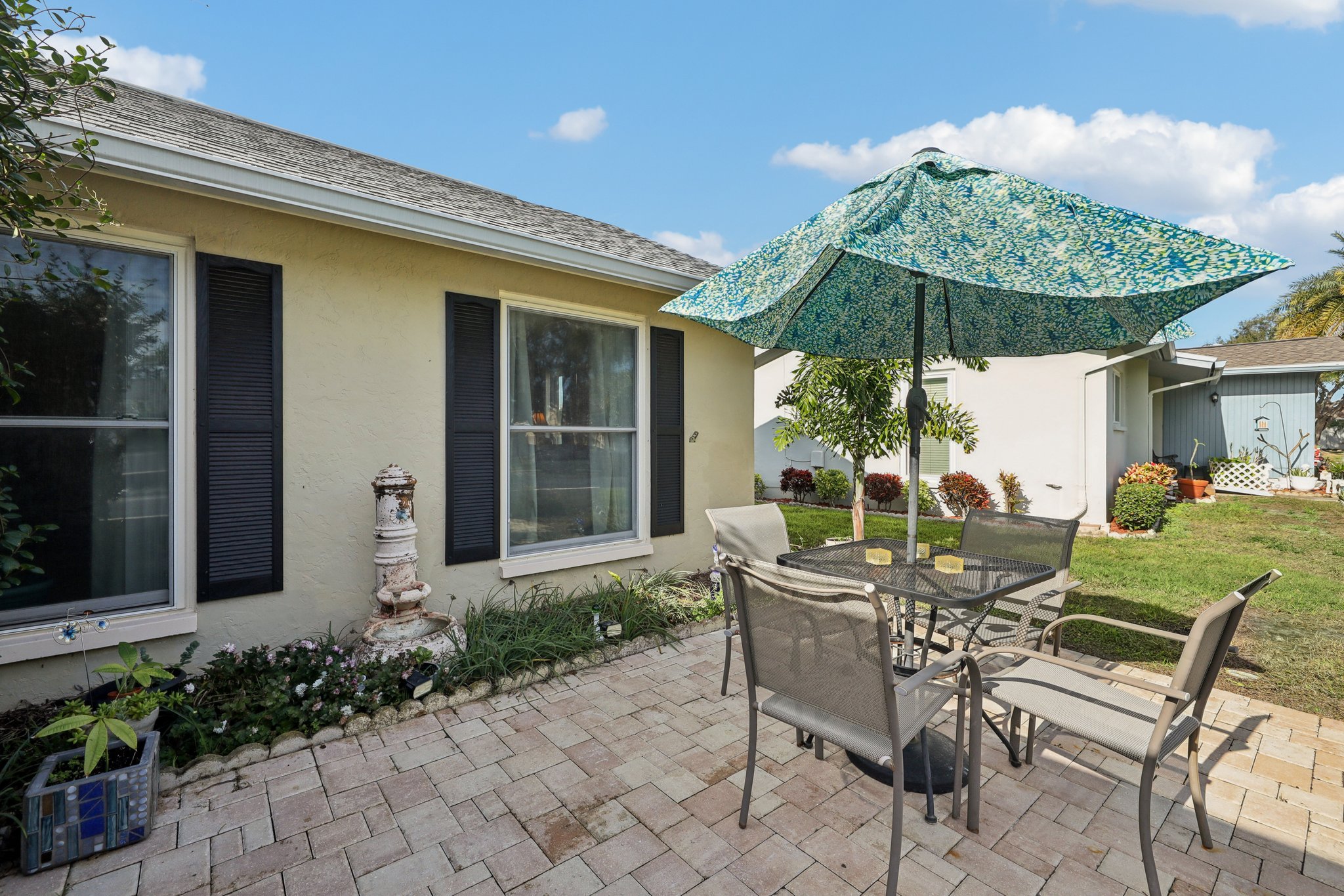 Great Lakes Dr-S2512-005.jpg