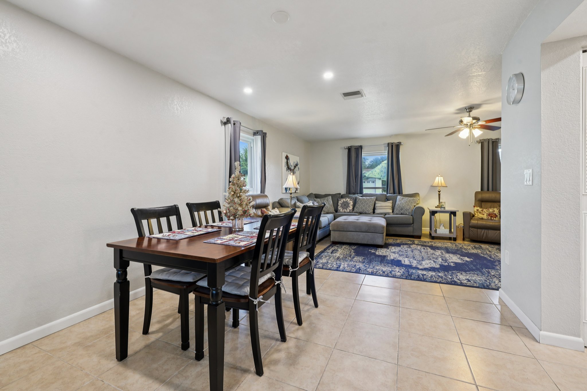 Great Lakes Dr-S2512-022.jpg