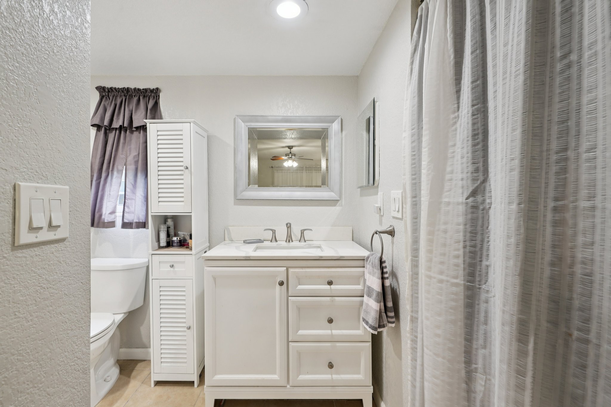 Great Lakes Dr-S2512-032.jpg