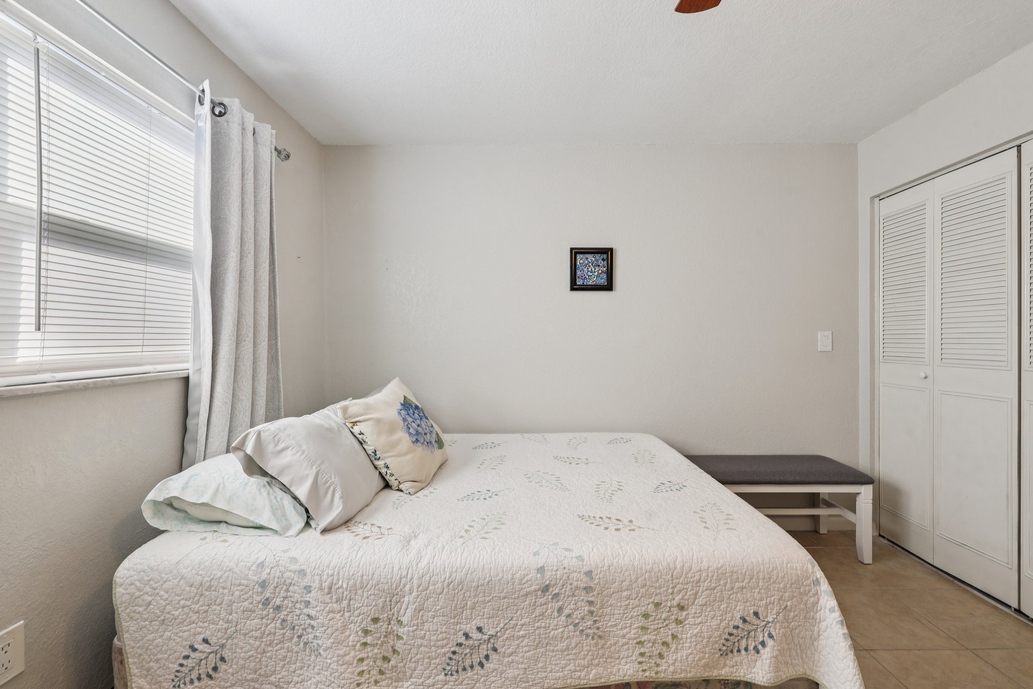 Great Lakes Dr-S2512-036.jpg