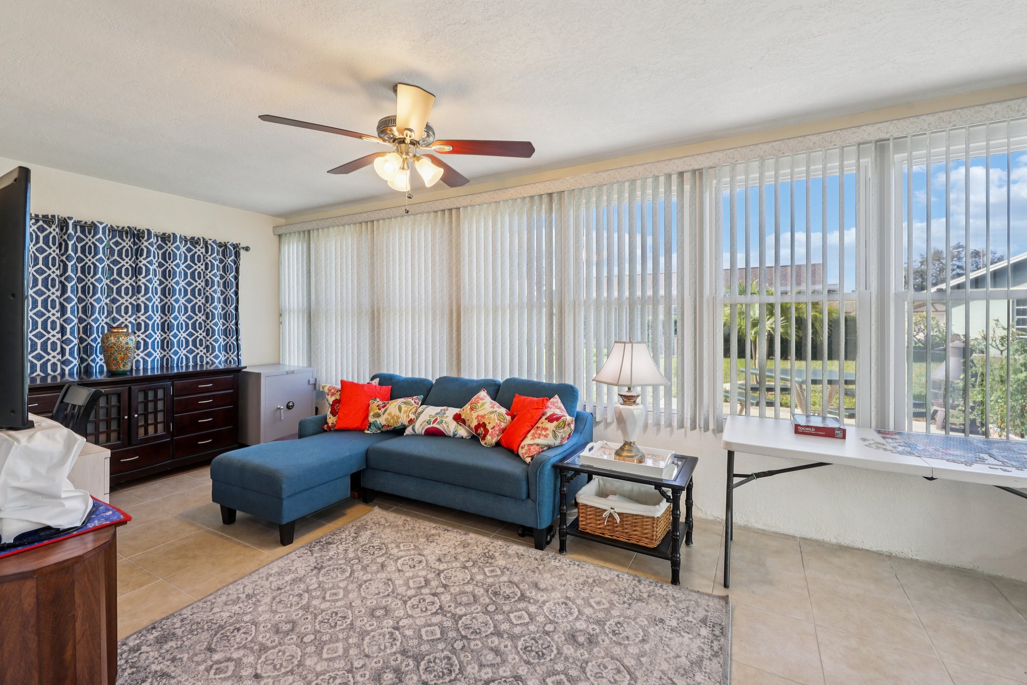 Great Lakes Dr-S2512-042.jpg