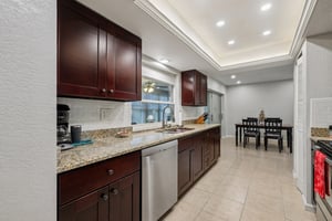 Great Lakes Dr-S2512-024.jpg