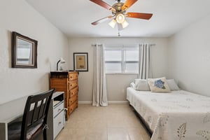 Great Lakes Dr-S2512-035.jpg