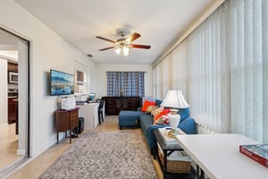 Great Lakes Dr-S2512-039.jpg