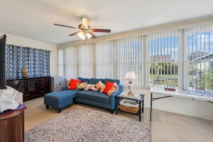 Great Lakes Dr-S2512-042.jpg