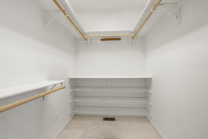 Primary Closet (2)