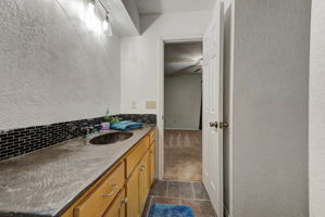  Photo 35