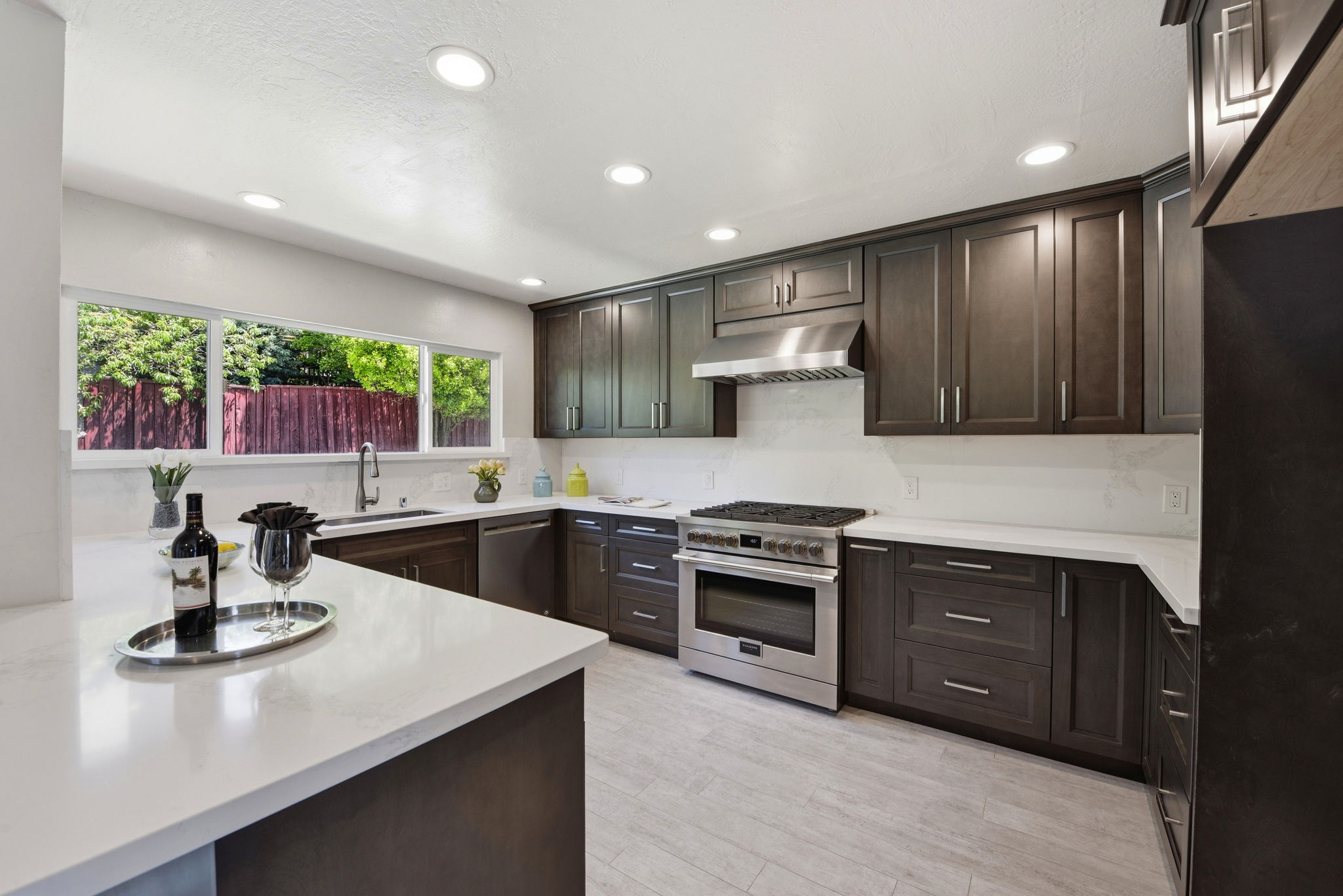 014_F8_44304 Paiute Ct