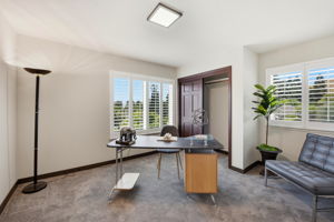 022_F8_44304 Paiute Ct