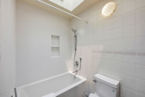 036_F8_44304 Paiute Ct