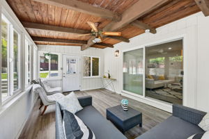 044_F8_44304 Paiute Ct