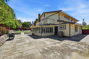 054_F8_44304 Paiute Ct