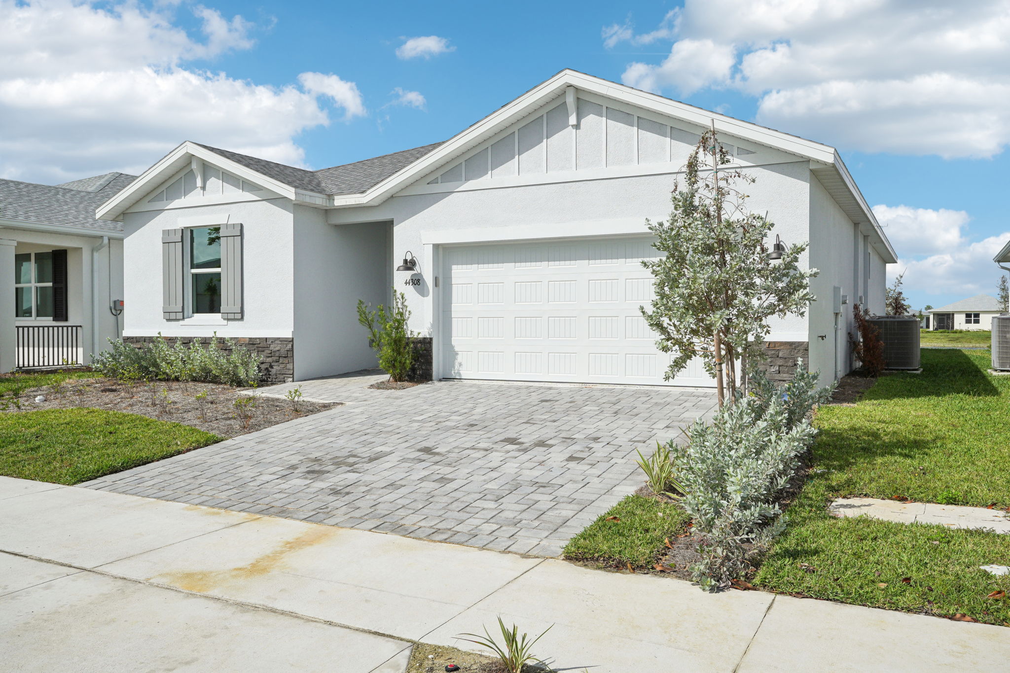 South Florida - Crescent Lakes - 44308 Frontier Dr, Punta Gorda, FL 33982 - 002