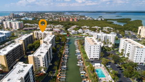 4431 Bay Beach Ln Building 5, Fort Myers Beach, FL 33931, USA Photo 22