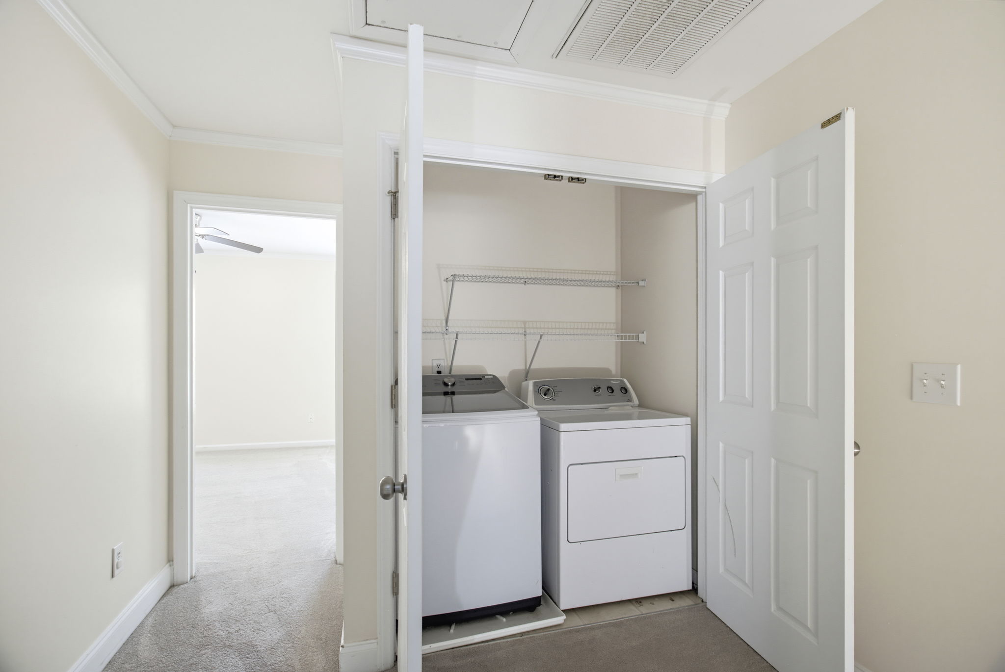4431 Baylor St-22