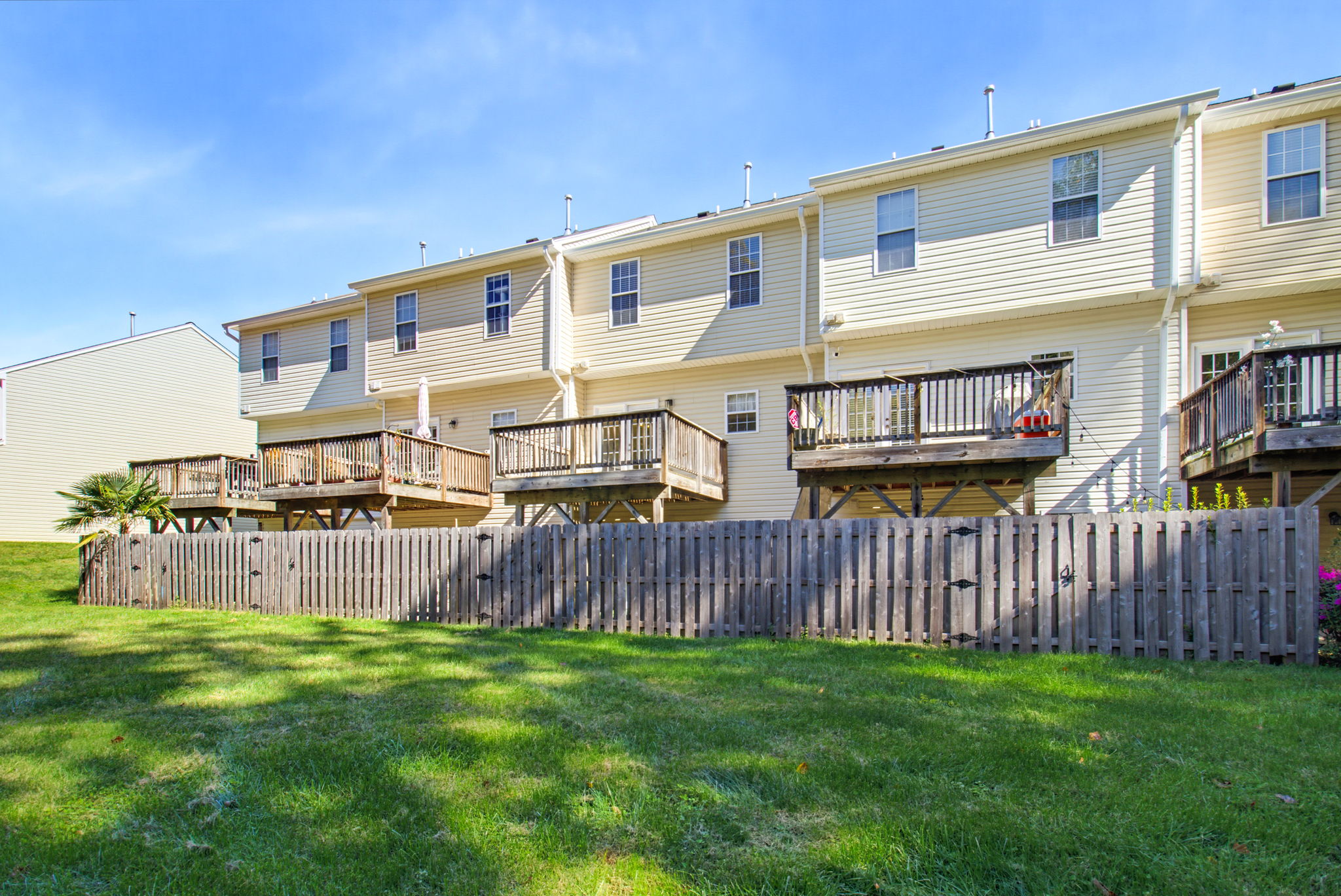 4431 Baylor St-29