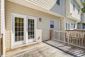 4431 Baylor St-15