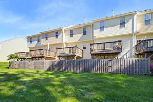 4431 Baylor St-29