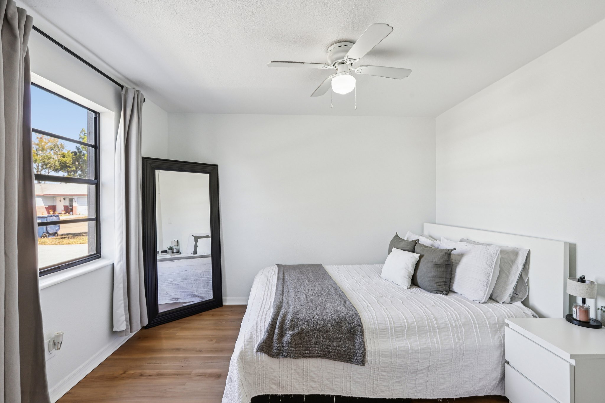 W McCoy St-S0402-021.jpg