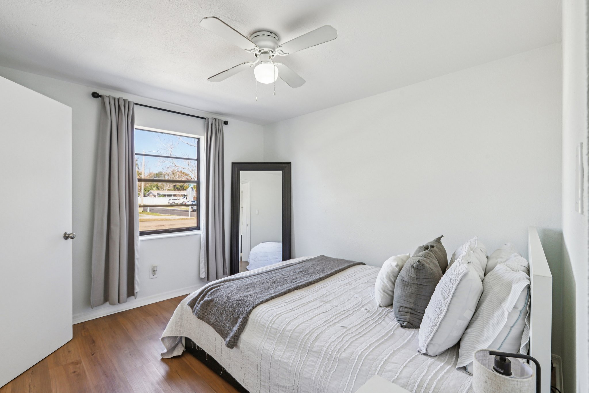 W McCoy St-S0402-023.jpg