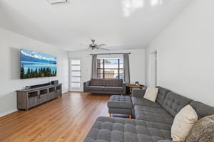 W McCoy St-S0402-008.jpg