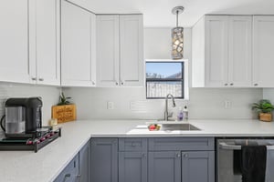 W McCoy St-S0402-016.jpg