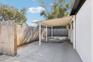 W McCoy St-S0402-032.jpg