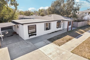 W McCoy St-S0402-042.jpg