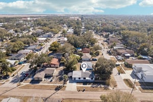 W McCoy St-S0402-047.jpg