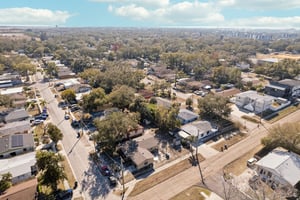 W McCoy St-S0402-048.jpg