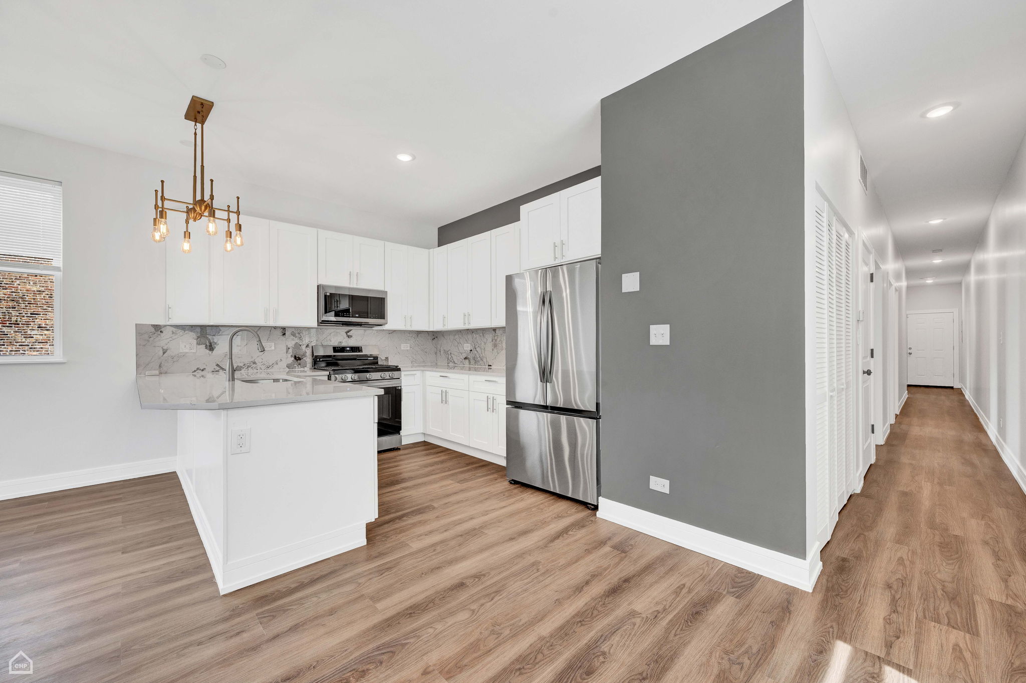 4433 S Prairie Ave - 3_006