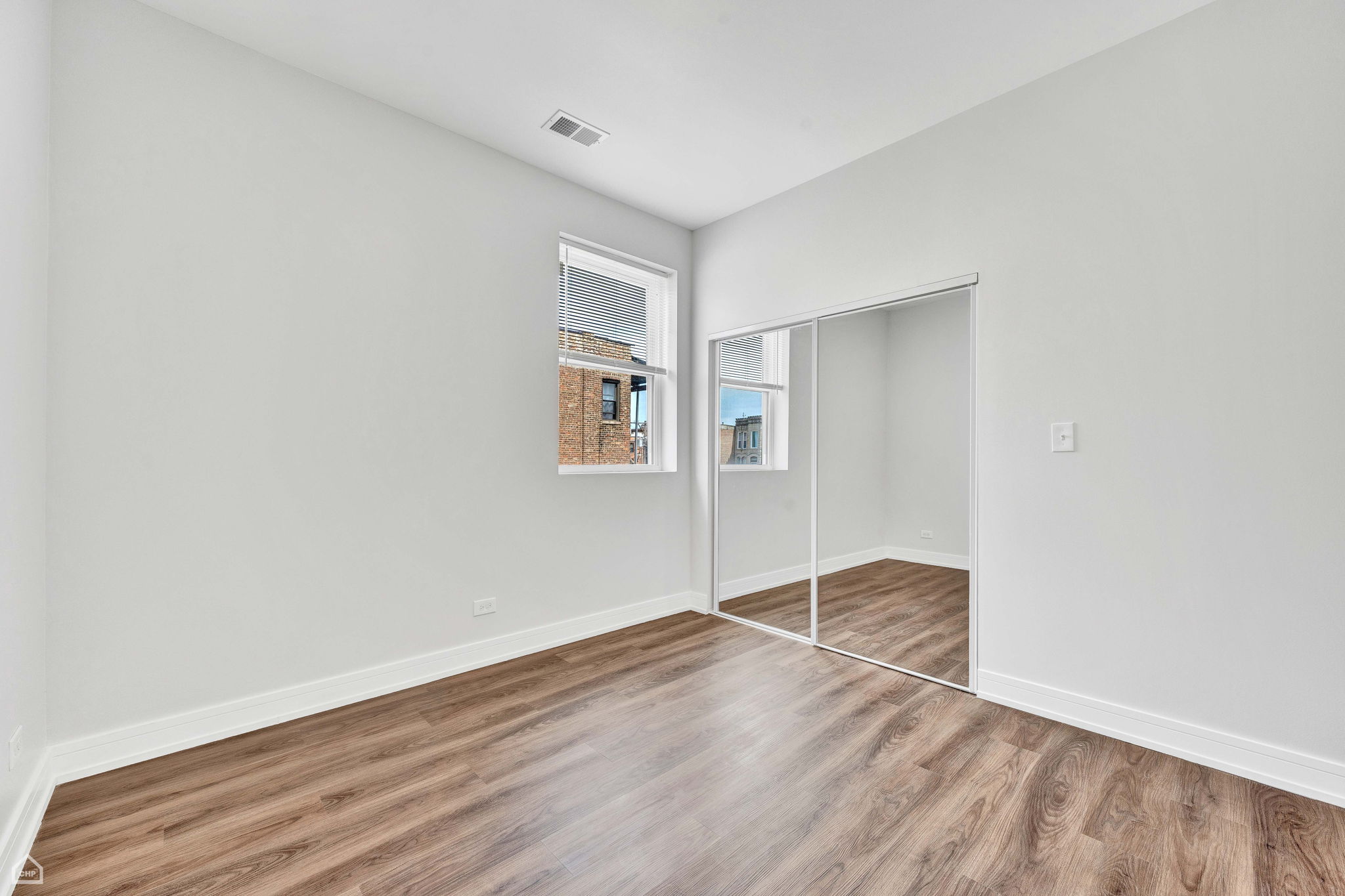 4433 S Prairie Ave - 3_008