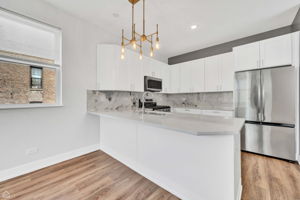 4433 S Prairie Ave - 3_004