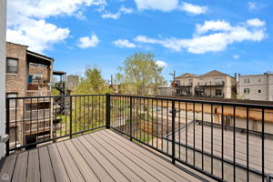 4433 S Prairie Ave - 3_015