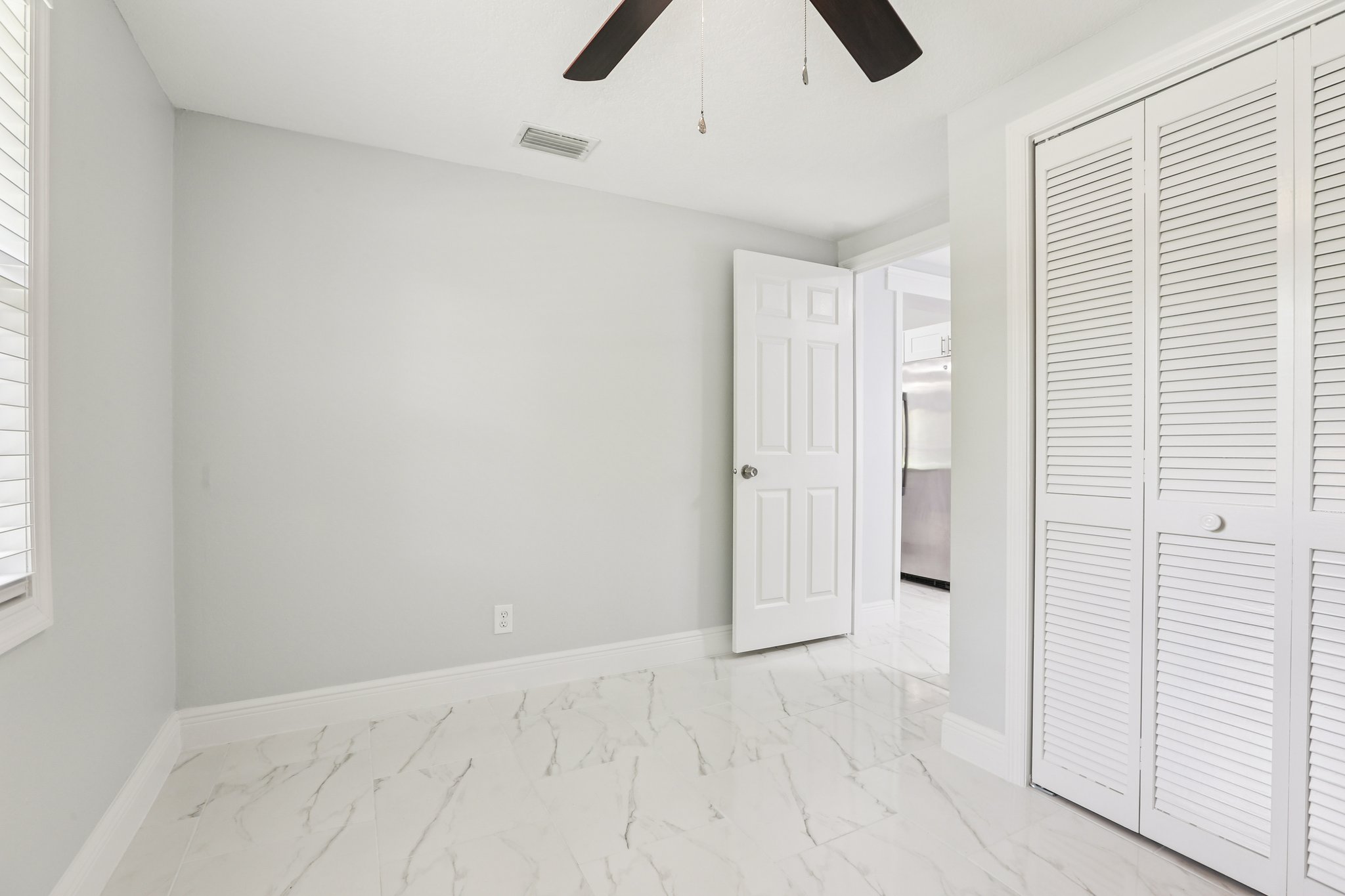 Perch St-S2706-021.jpg