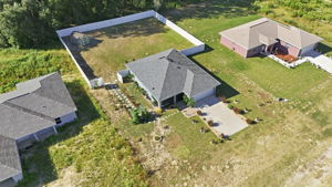  Photo 36