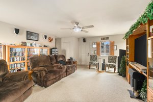 Photo 22