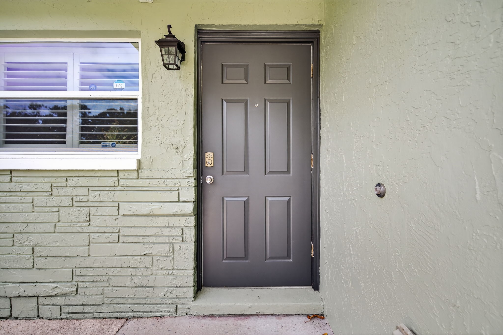 Exteriors (7)