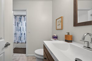 Interiors (34)