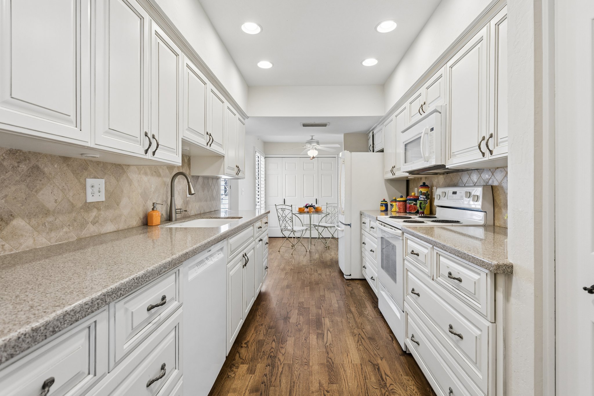 4438 E Camelback Rd 149 - 018.jpg