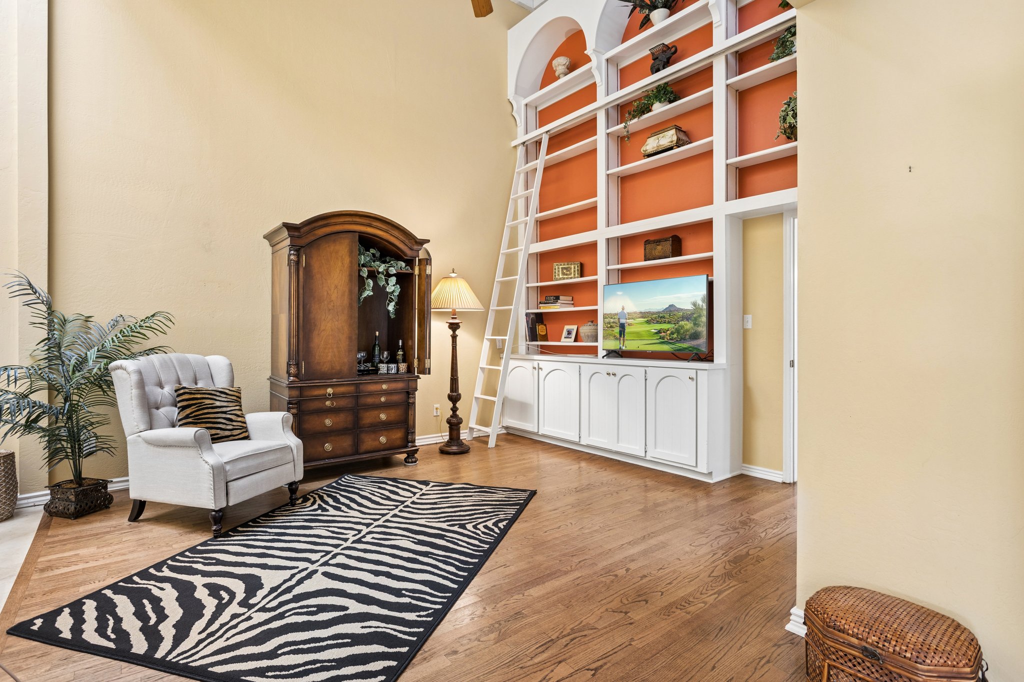 4438 E Camelback Rd 149 - 022.jpg