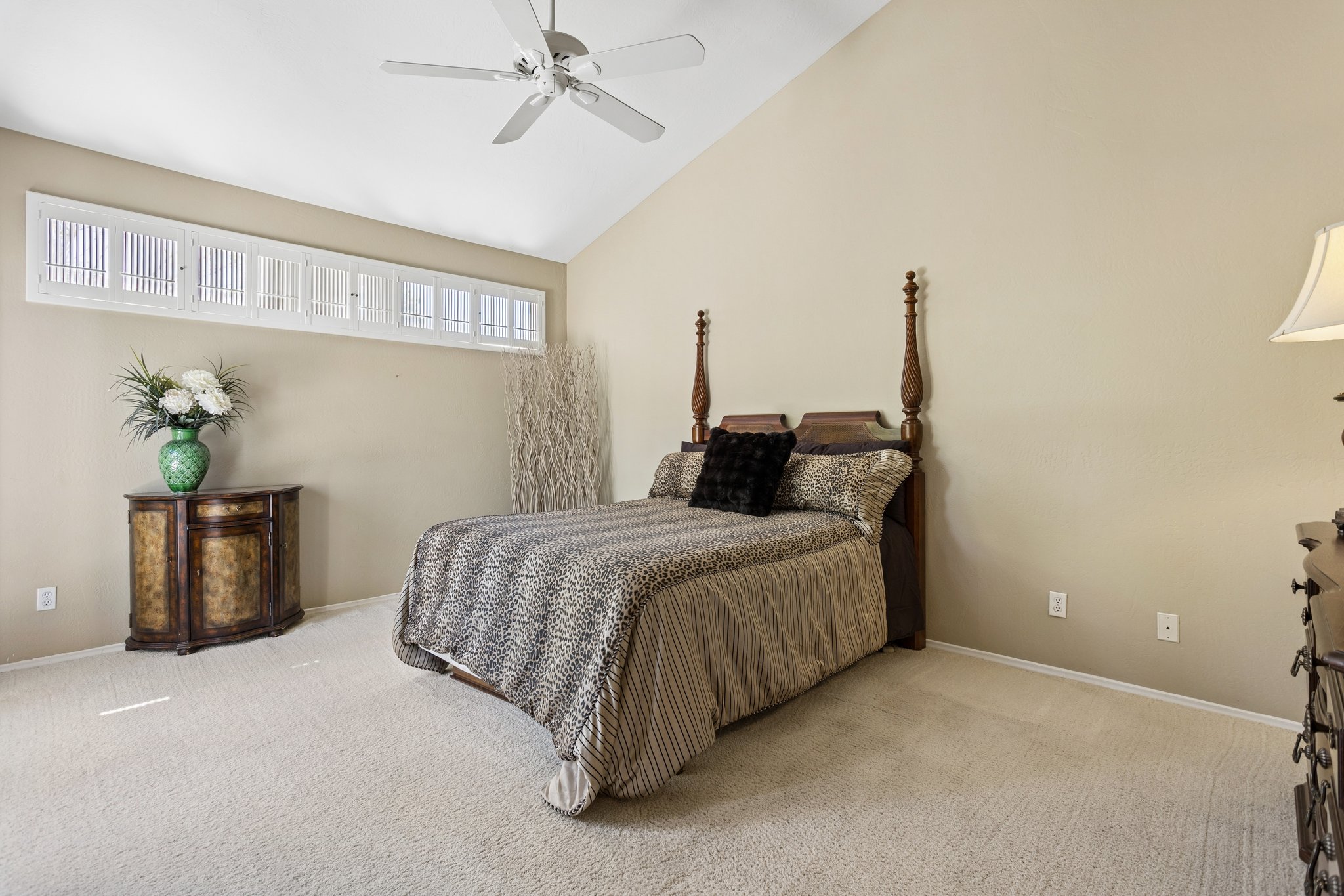 4438 E Camelback Rd 149 - 027.jpg