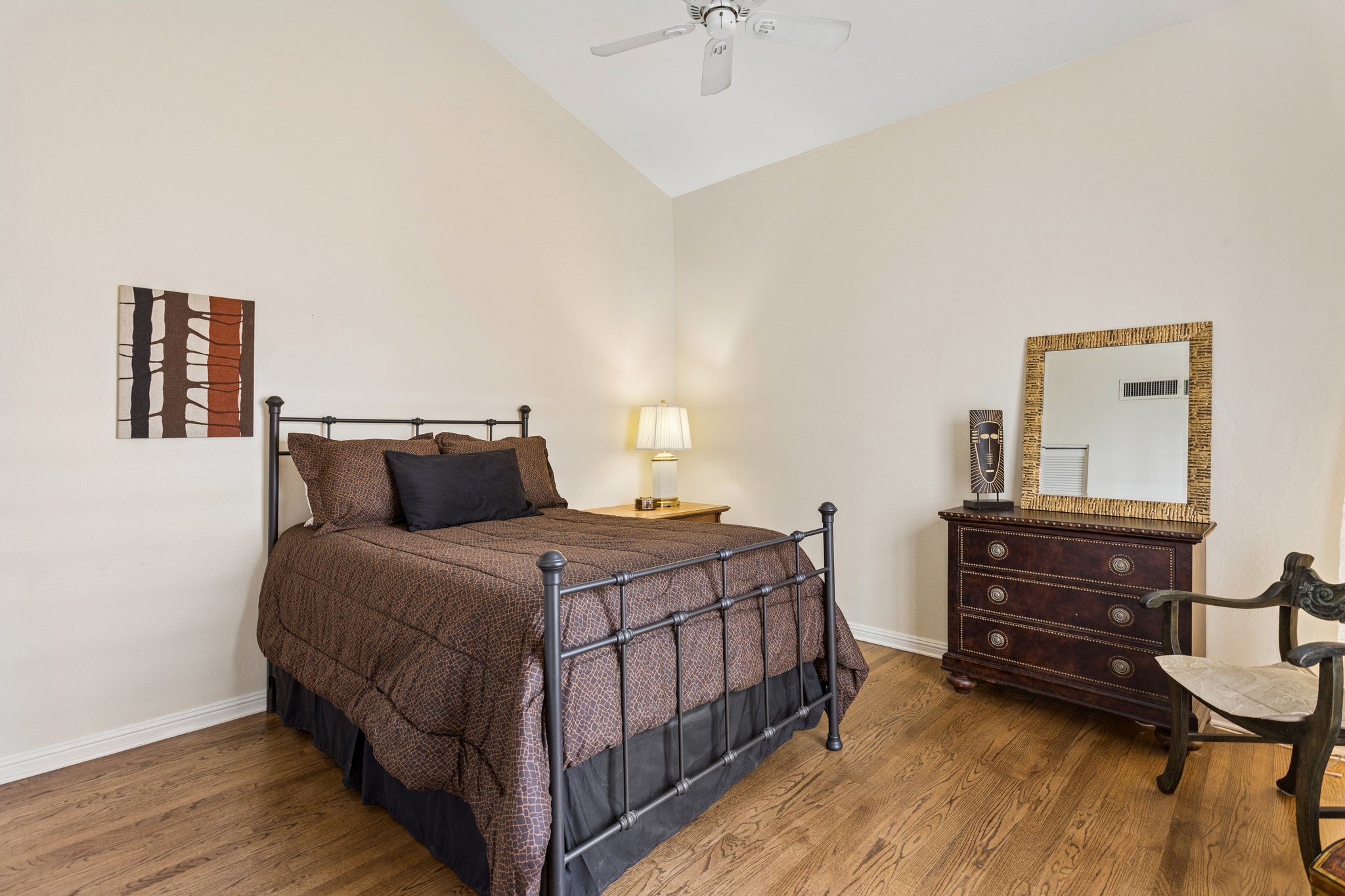 4438 E Camelback Rd 149 - 033.jpg