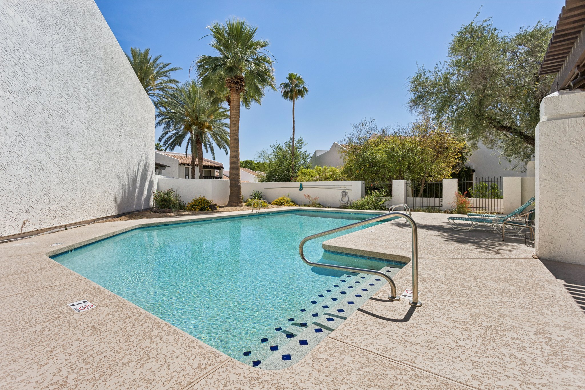 4438 E Camelback Rd 149 - 043.jpg