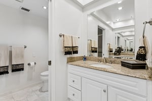 4438 E Camelback Rd 149 - 031.jpg