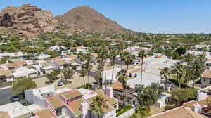 4438 E Camelback Rd 149 - 004 (2).jpg