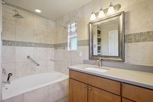S Jordan Pkwy W-S2409-029.jpg