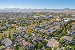 S Jordan Pkwy W-S2409-045.jpg